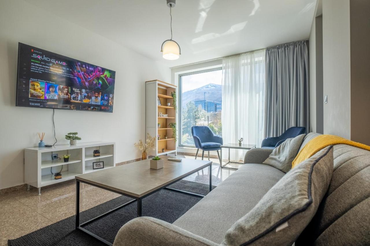 Julie'S Sunny Cozy Apartment With Balcony Sofia Buitenkant foto