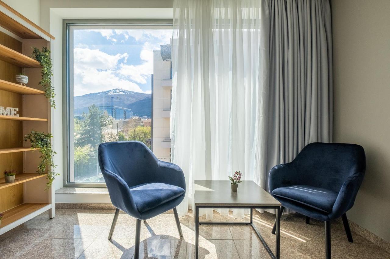 Julie'S Sunny Cozy Apartment With Balcony Sofia Buitenkant foto